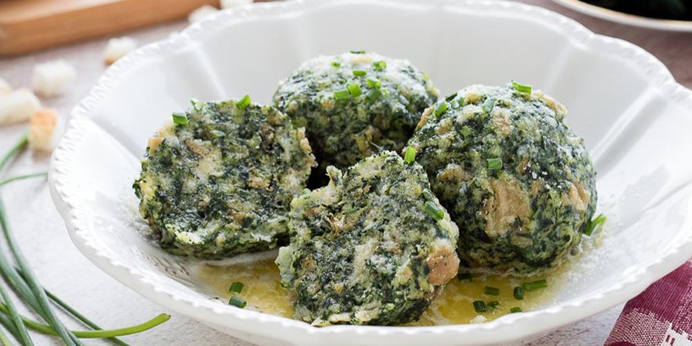  Vegan Canederli with radicchio and spinach